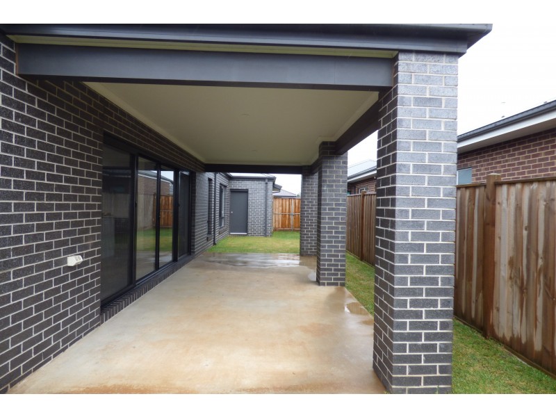 10 Ashdown Drive, Warragul VIC 3820