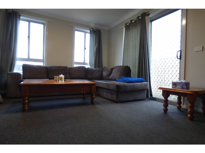 11 Chaucer Way, Drouin VIC 3818