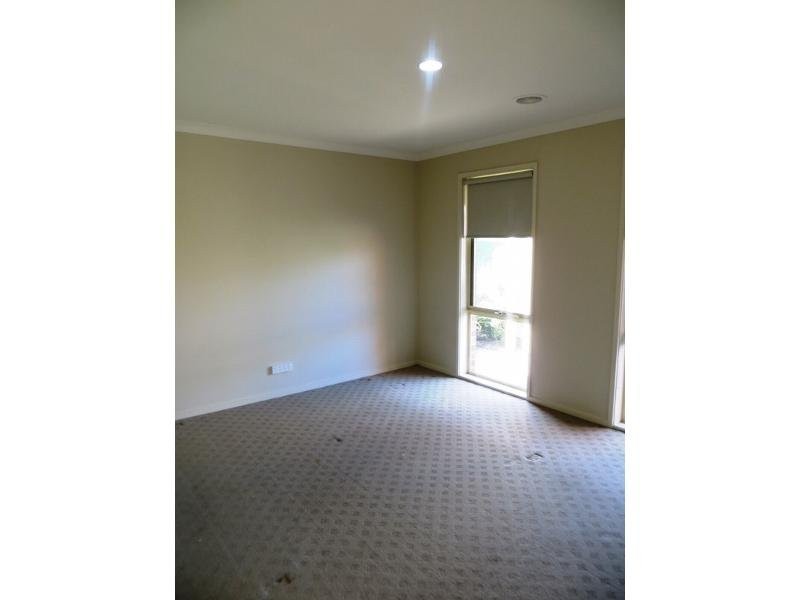 20 Bladen Street, Warragul VIC 3820