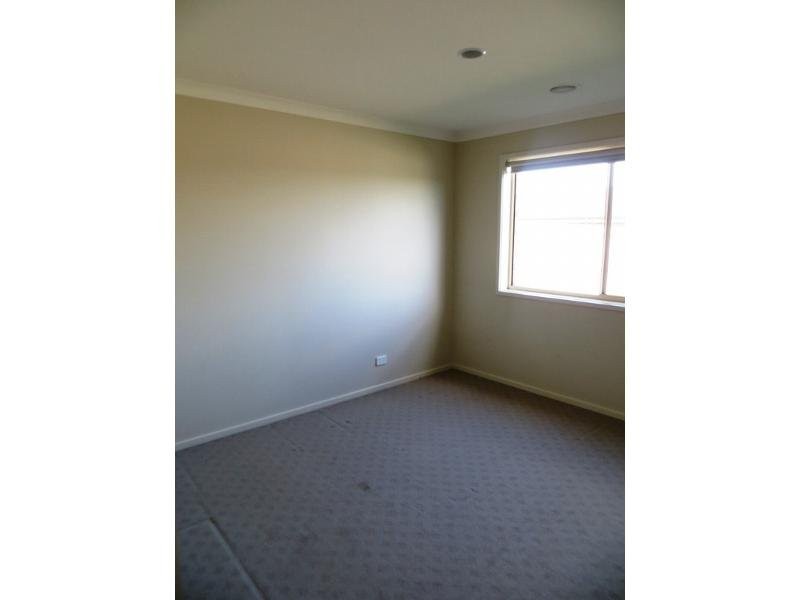 20 Bladen Street, Warragul VIC 3820