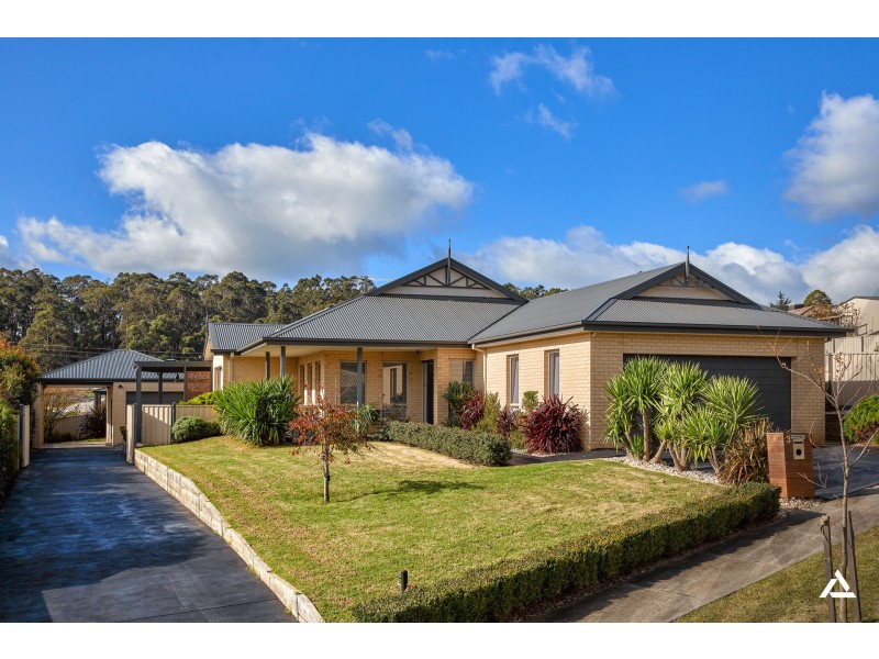 3 Crystal Court, Drouin VIC 3818