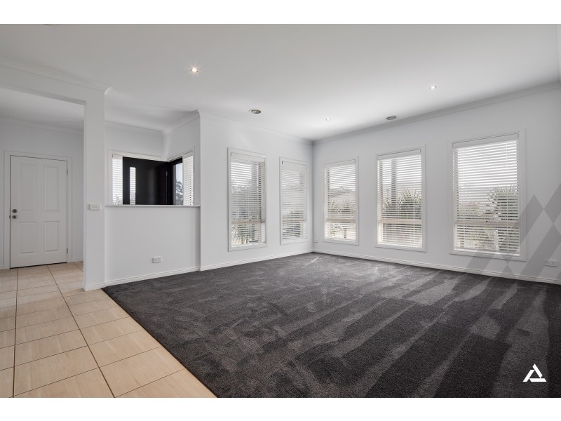 3 Crystal Court, Drouin VIC 3818