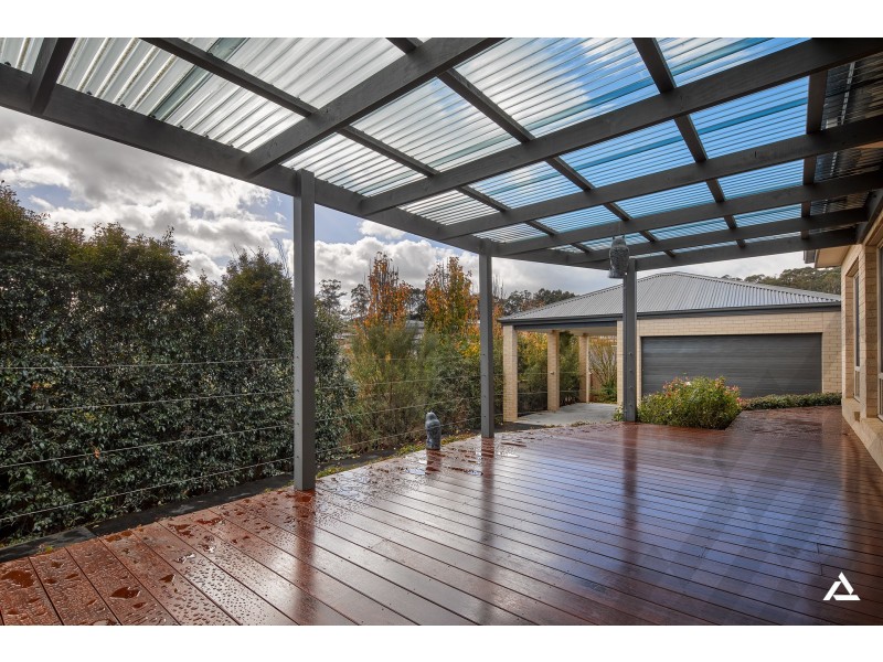 3 Crystal Court, Drouin VIC 3818