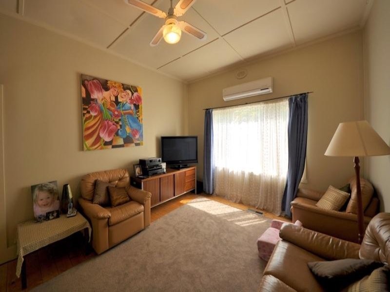 20 Peace Avenue, Warragul VIC 3820