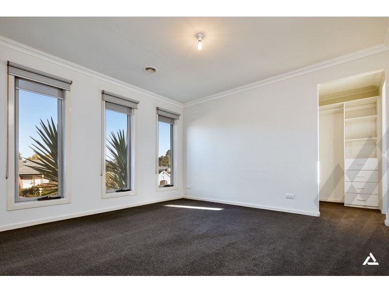 2 Sturt Place, Warragul VIC 3820