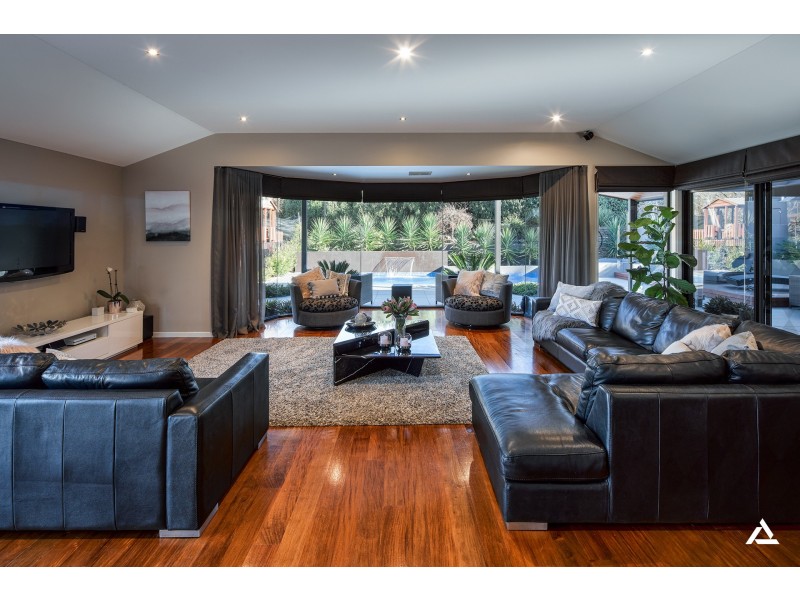 44 Lovell Drive, Warragul VIC 3820