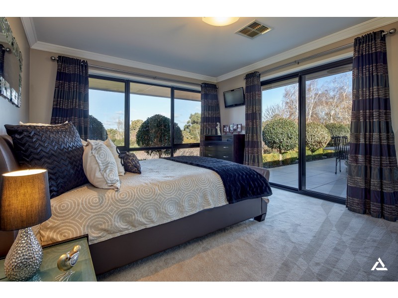 44 Lovell Drive, Warragul VIC 3820