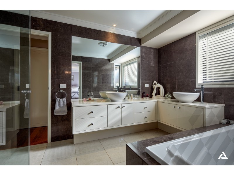 44 Lovell Drive, Warragul VIC 3820