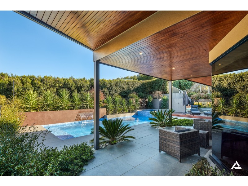 44 Lovell Drive, Warragul VIC 3820