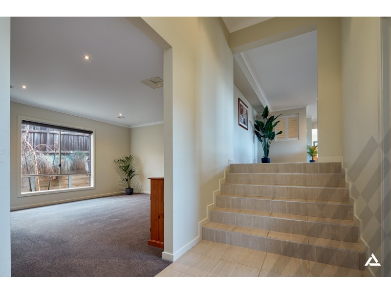 23 Monica Drive, Drouin VIC 3818