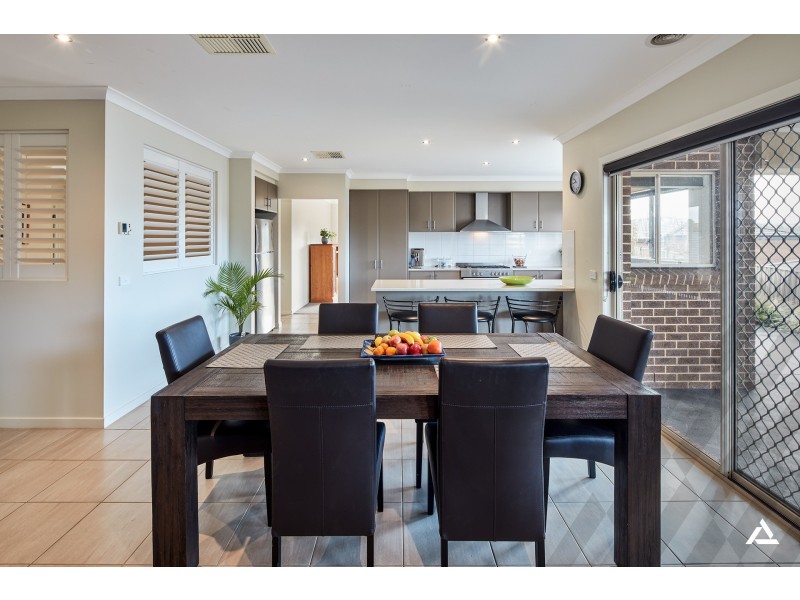 23 Monica Drive, Drouin VIC 3818