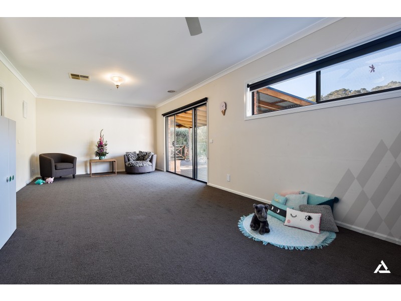 3 Mineral Court, Drouin VIC 3818