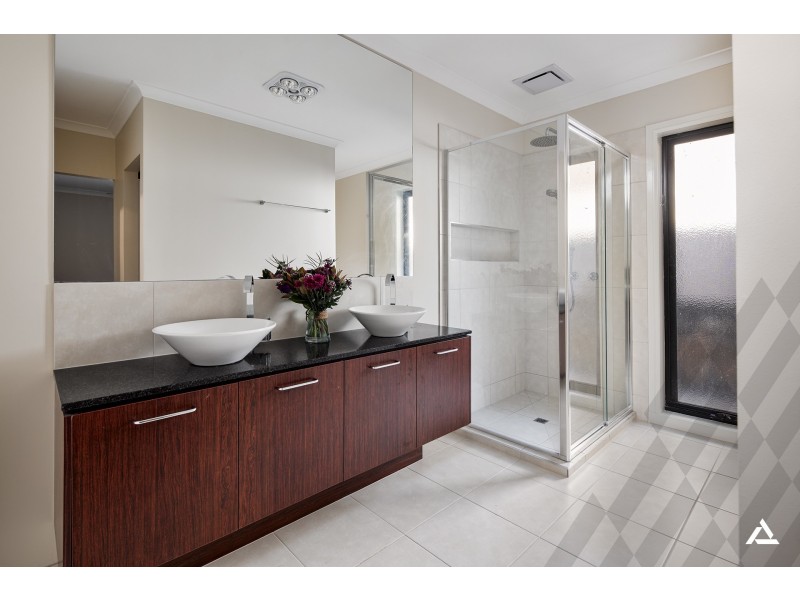 3 Mineral Court, Drouin VIC 3818