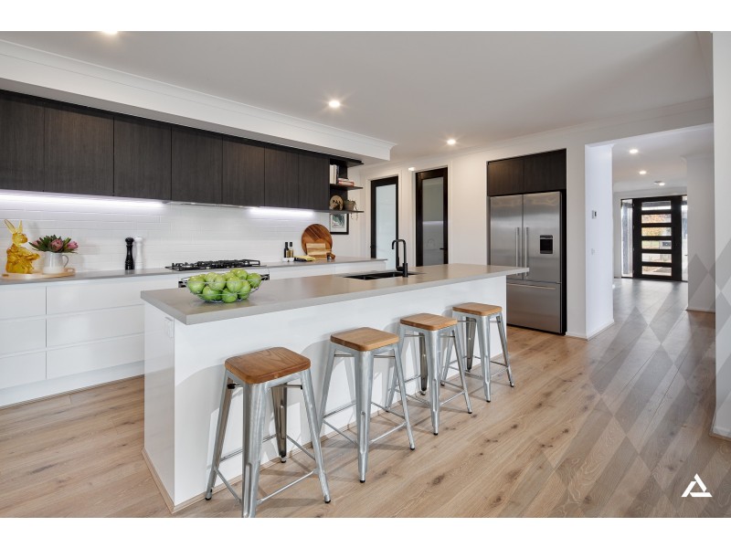 130 Twin Ranges Drive, Warragul VIC 3820