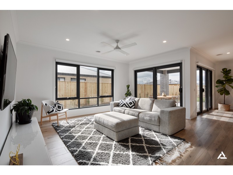 130 Twin Ranges Drive, Warragul VIC 3820