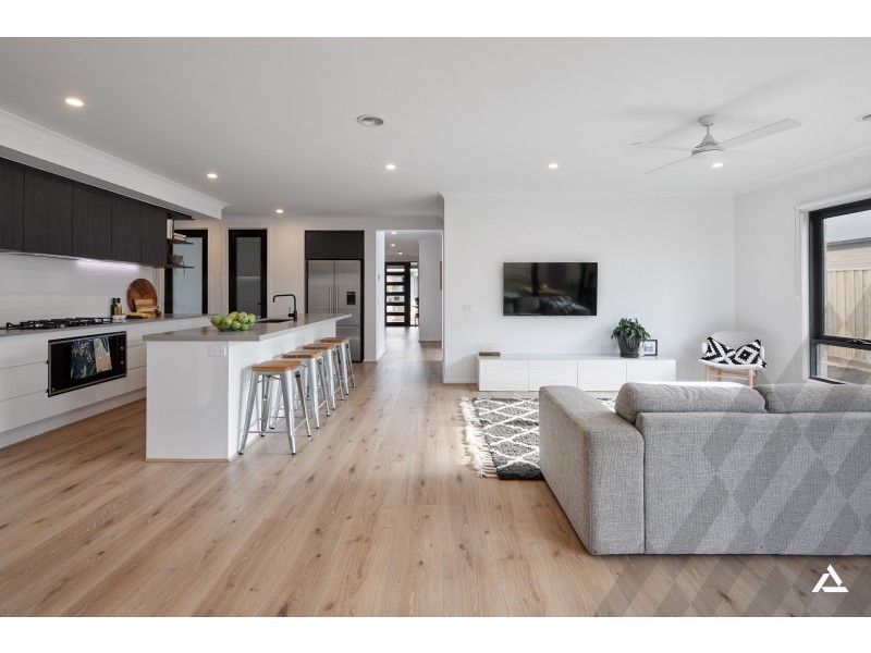 130 Twin Ranges Drive, Warragul VIC 3820