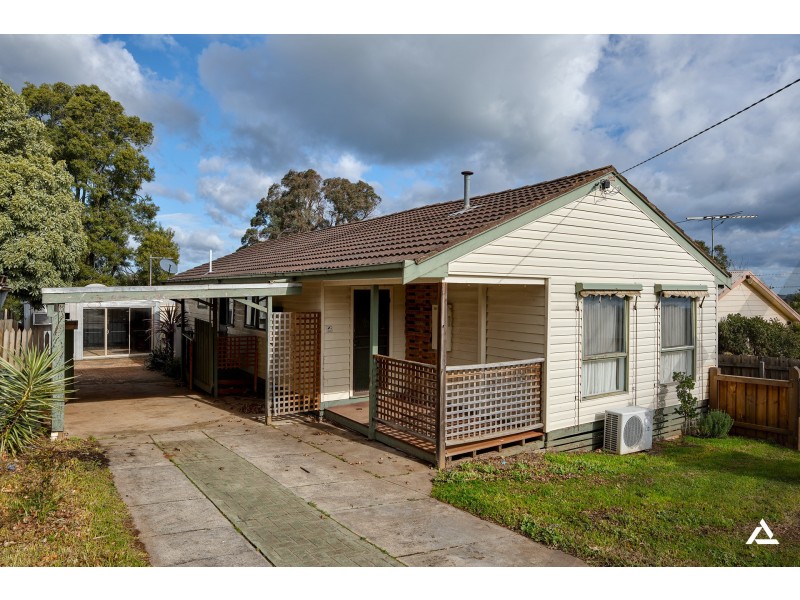 16 Lampard Road, Drouin VIC 3818