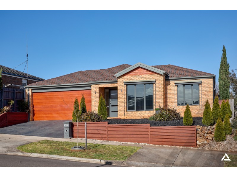 71 Cook Street, Drouin VIC 3818