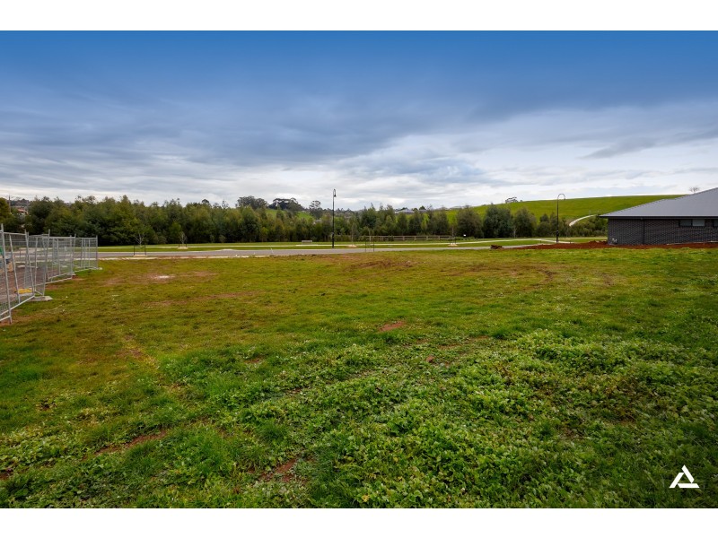 4 Emberwood Road, Warragul VIC 3820