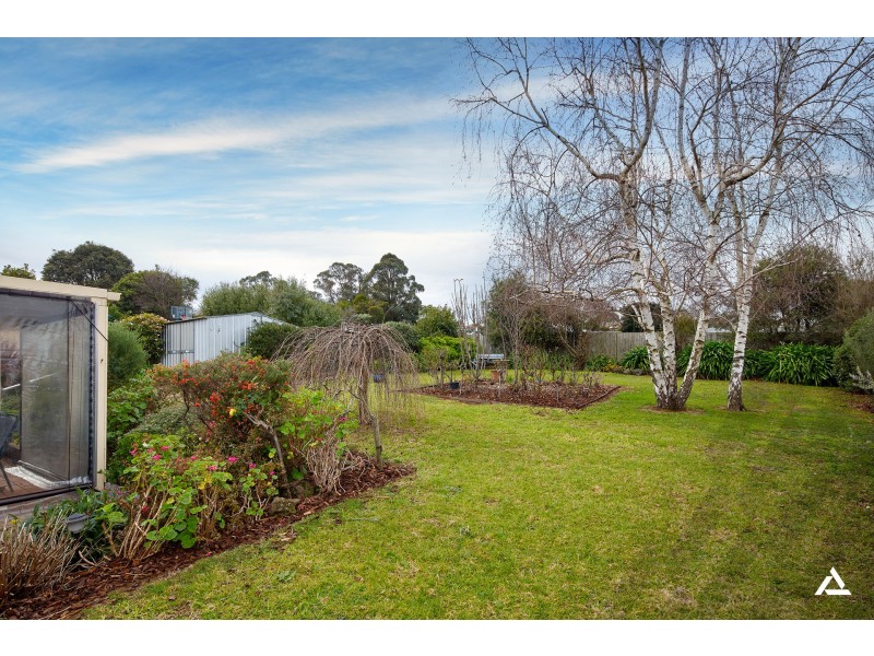 6 Flax Mill Close, Drouin VIC 3818