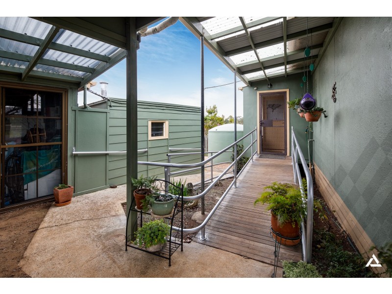 42 Latrobe Street, Warragul VIC 3820