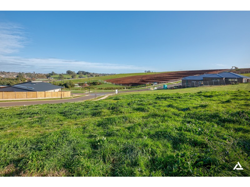 1 Sheoak Street, Warragul VIC 3820