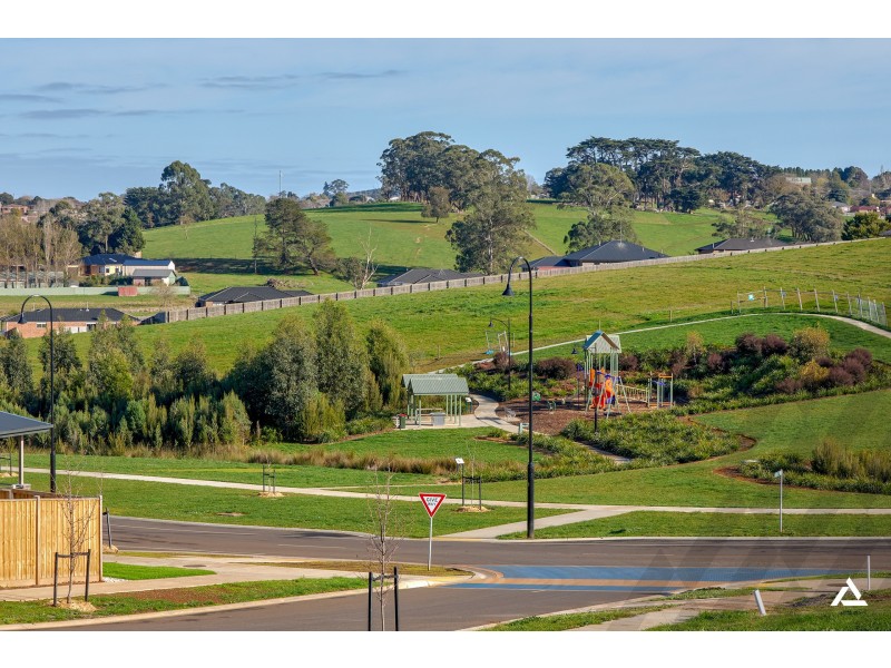 1 Sheoak Street, Warragul VIC 3820
