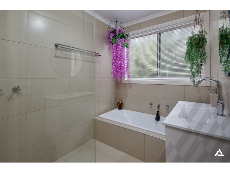 8 Loddon Court, Warragul VIC 3820