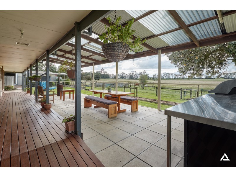 815 Main South Road, Drouin South VIC 3818