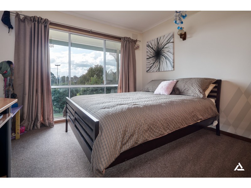 30 Archibald Crescent, Warragul VIC 3820