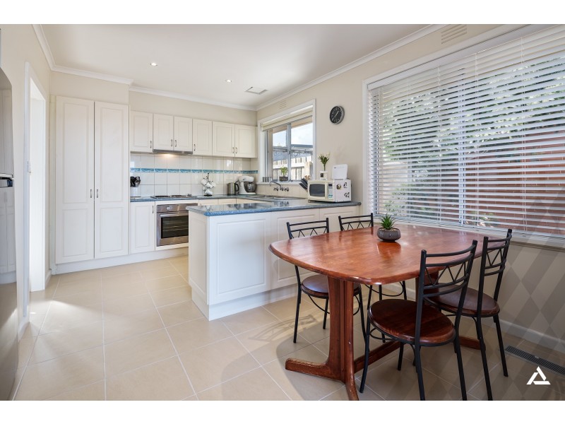 27 Clifford Street, Warragul VIC 3820