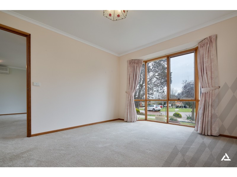 6 Flax Mill Close, Drouin VIC 3818