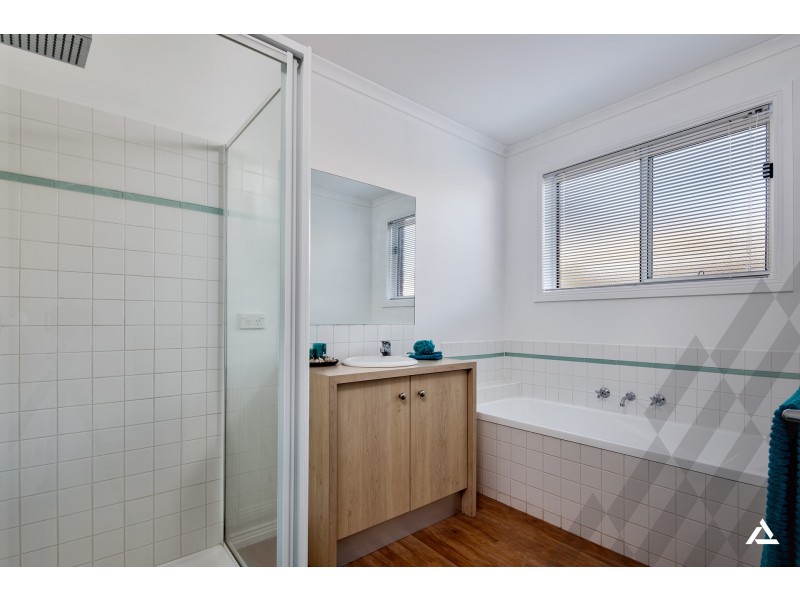 77 Twin Ranges Drive, Warragul VIC 3820