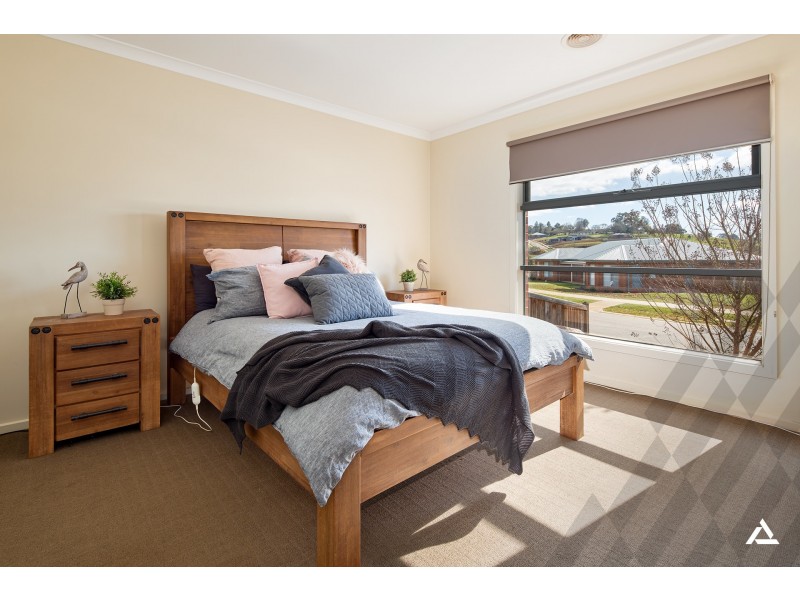 25 Armadale Drive, Warragul VIC 3820