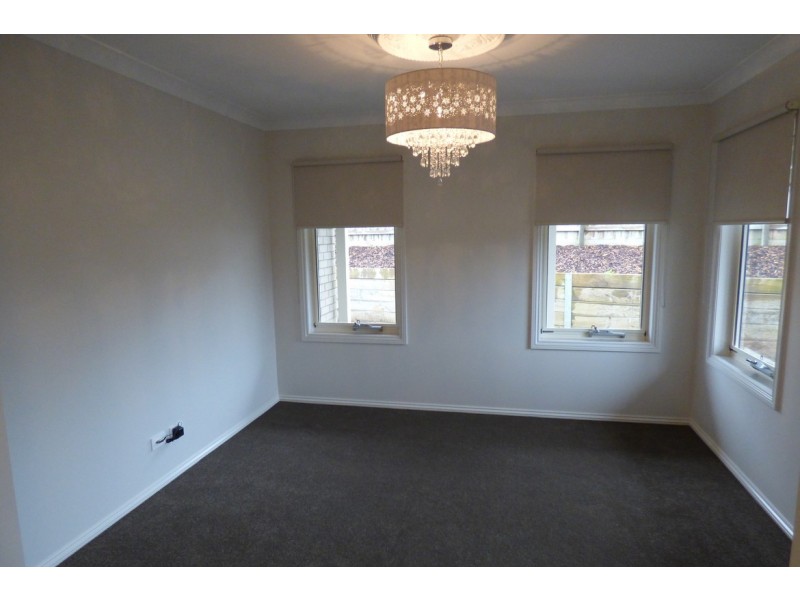 5 Ajax Street, Drouin VIC 3818