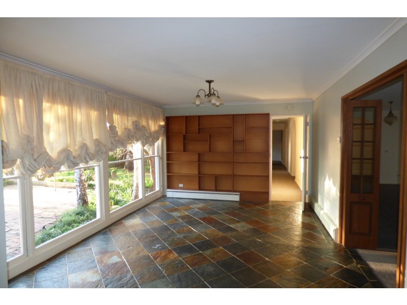 77 Brandy Creek Road, Warragul VIC 3820