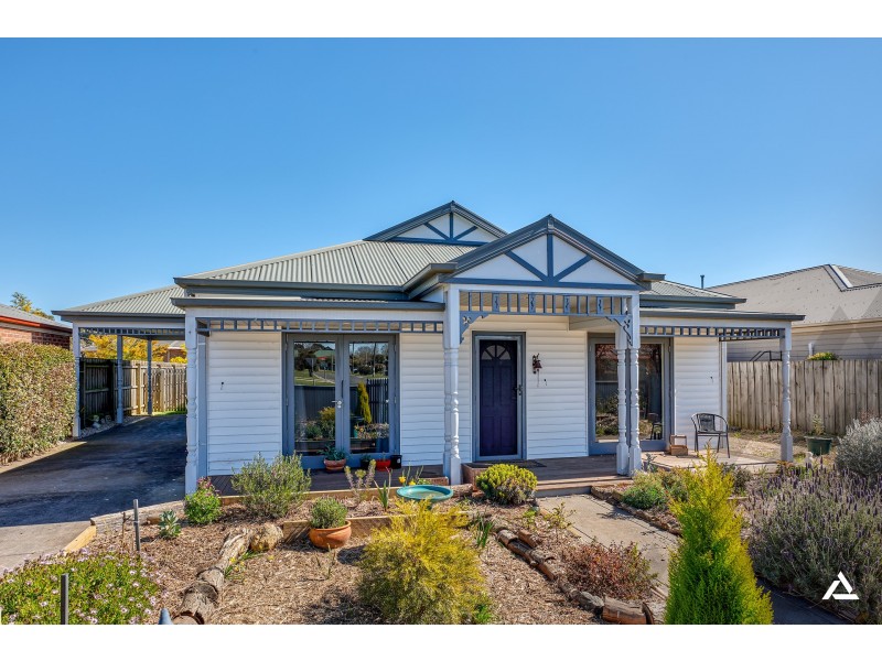 15 Loch Street, Yarragon VIC 3823