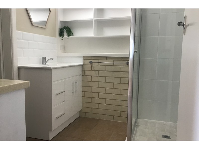 1/43 Lampard Road, Drouin VIC 3818