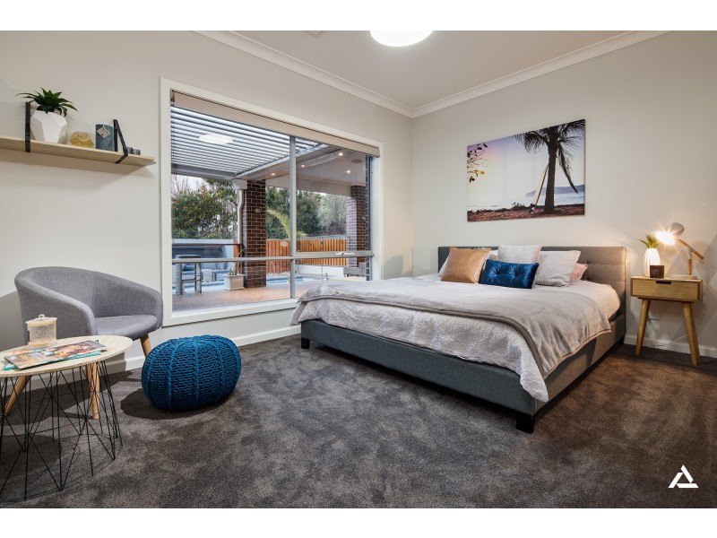 38 Cason Crescent, Warragul VIC 3820