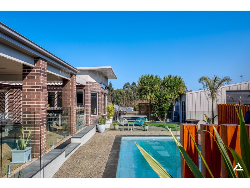 38 Cason Crescent, Warragul VIC 3820