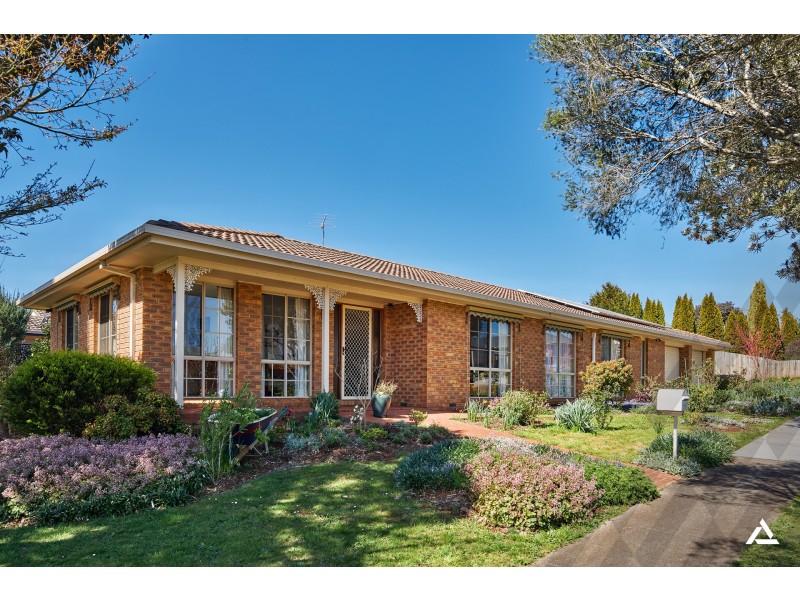 22 Jackson Drive, Drouin VIC 3818