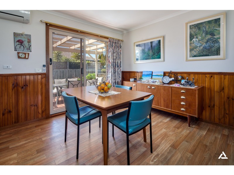 22 Jackson Drive, Drouin VIC 3818