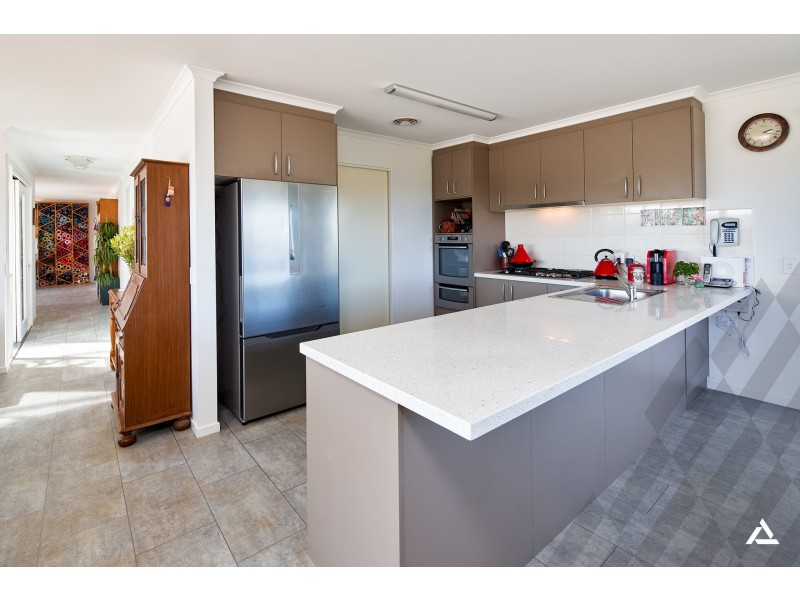 6 Kenneth Court, Neerim South VIC 3831