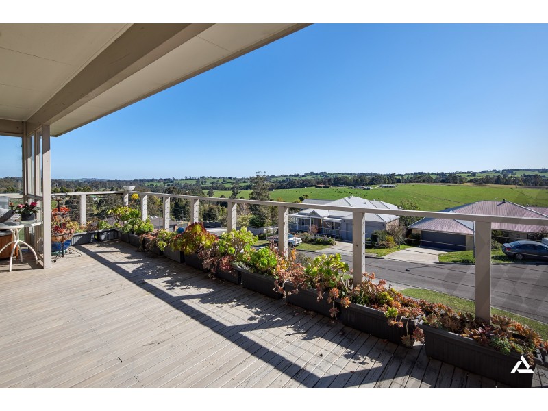 6 Kenneth Court, Neerim South VIC 3831