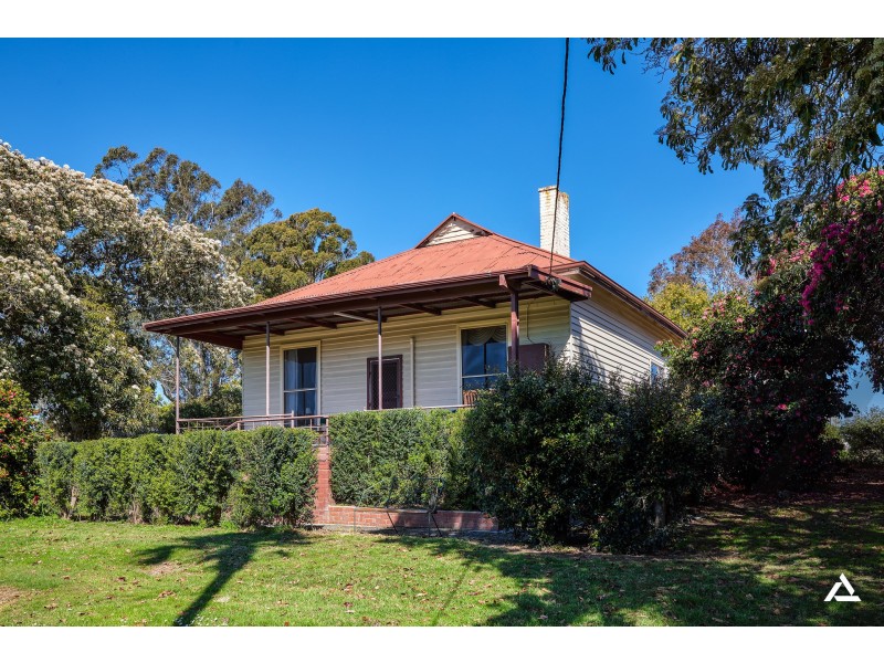 1020 Jacksons Track, Jindivick VIC 3818