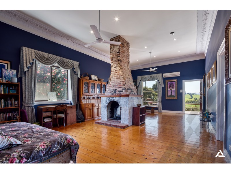 1020 Jacksons Track, Jindivick VIC 3818