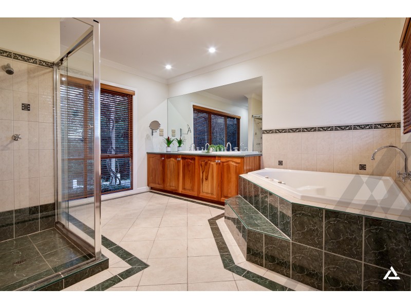 124 Manns Road, Ellinbank VIC 3821