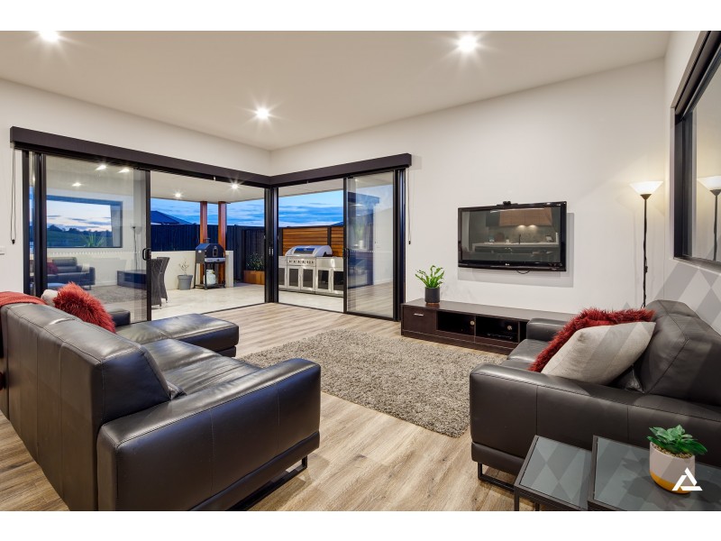 14 Emberwood Road, Warragul VIC 3820