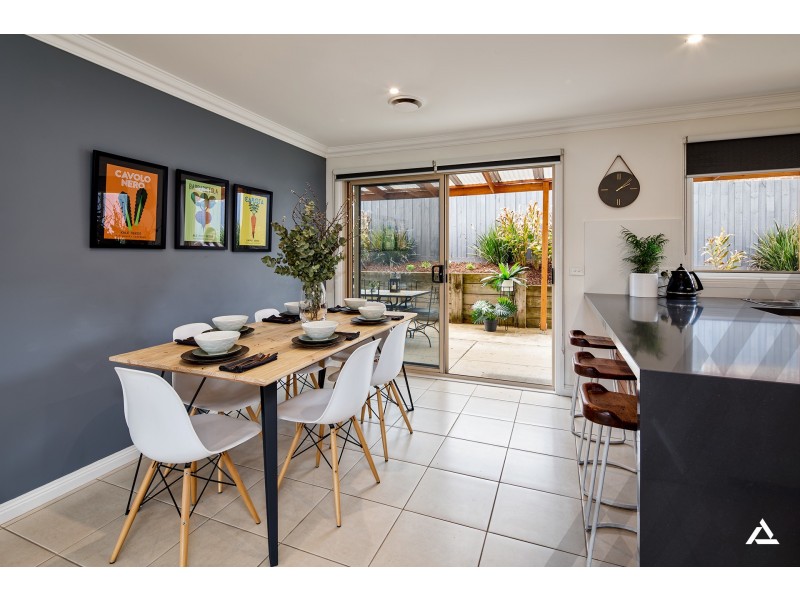 27 Mcmillan Drive, Warragul VIC 3820