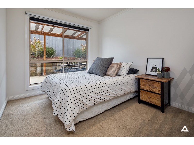 27 Mcmillan Drive, Warragul VIC 3820